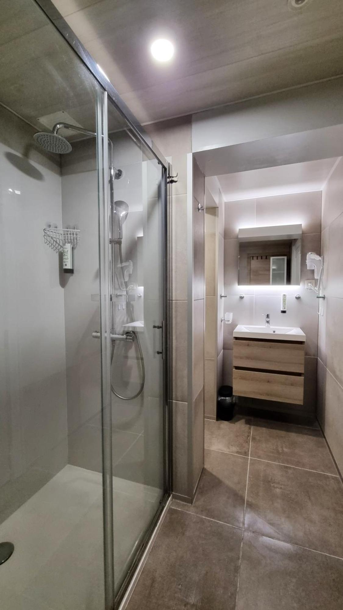Hotel Cardiff Οστένδη Εξωτερικό φωτογραφία