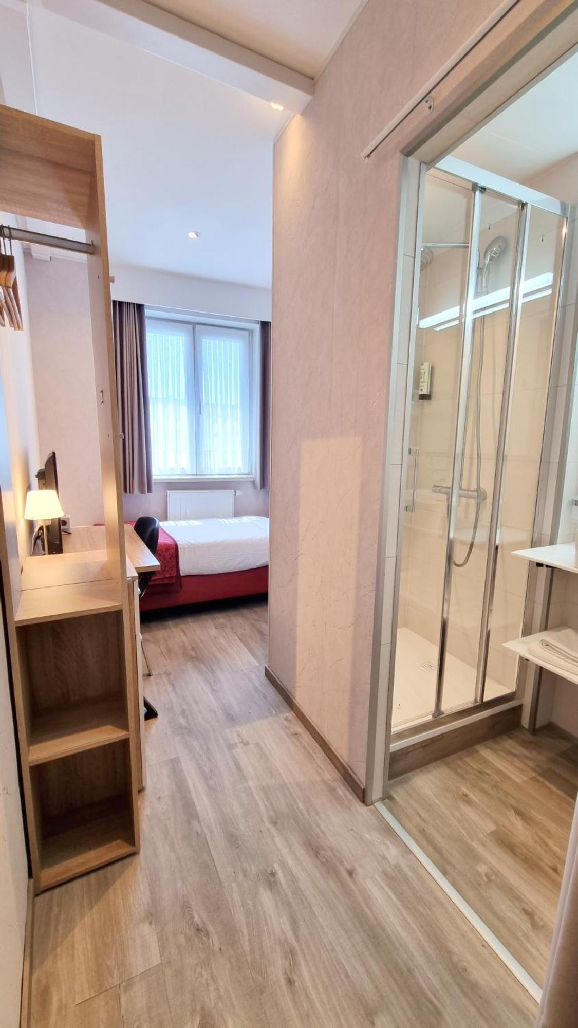 Hotel Cardiff Οστένδη Δωμάτιο φωτογραφία