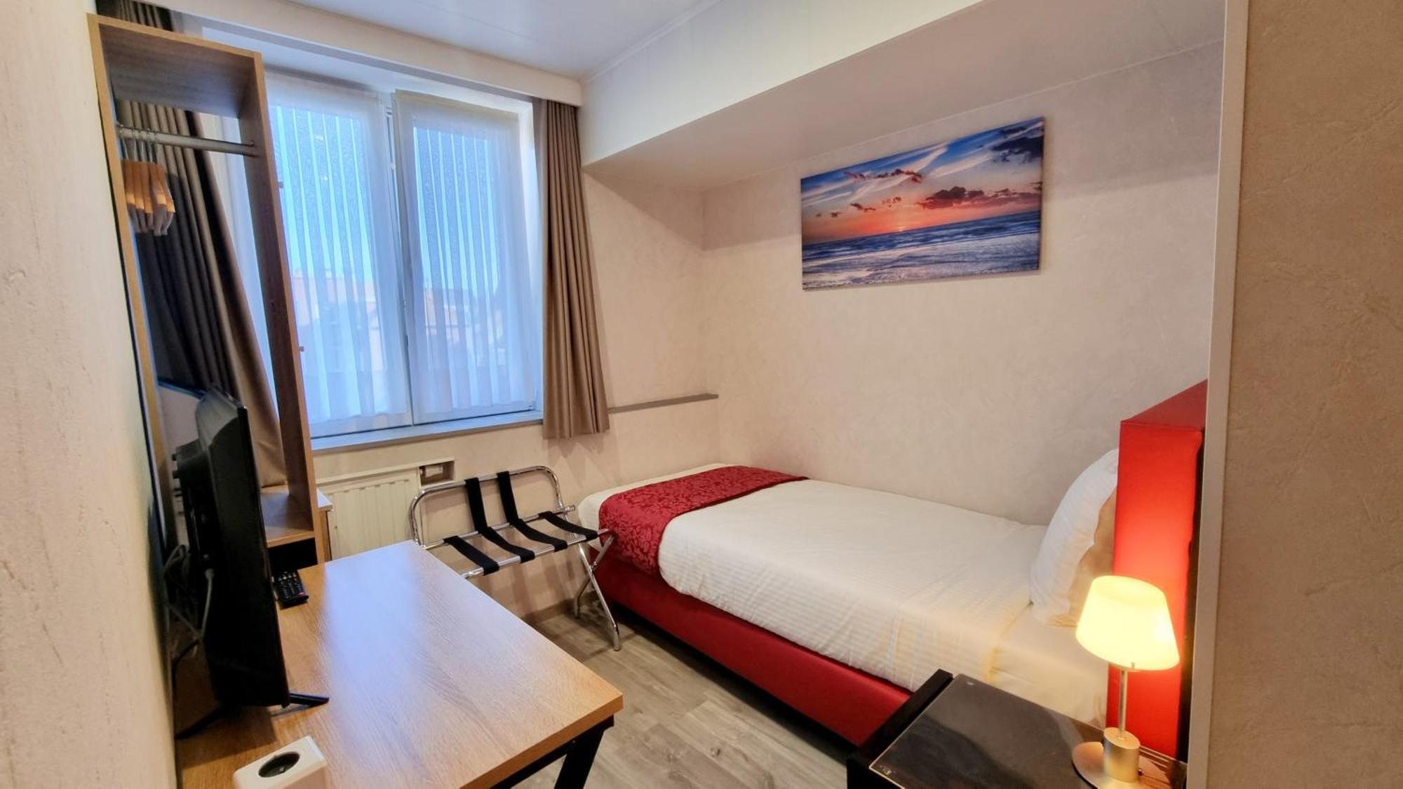 Hotel Cardiff Οστένδη Δωμάτιο φωτογραφία